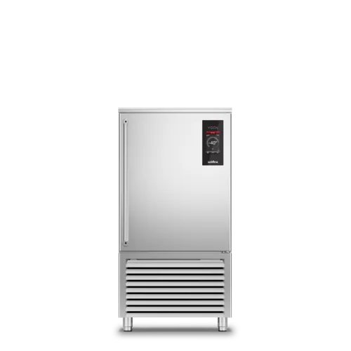 Why Every Commercial Kitchen Needs a Blast Chiller — And How It Can Save You Money